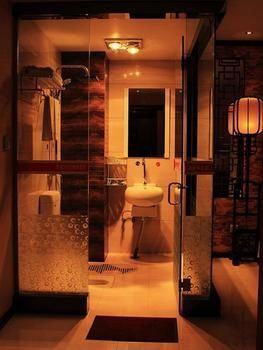 Lucky 5 Million Express Hotel Yuxi Kunming Bagian luar foto